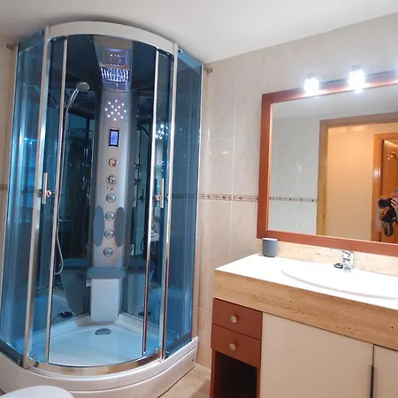Apartment Lets Holidays Centric In Tossa de Mar