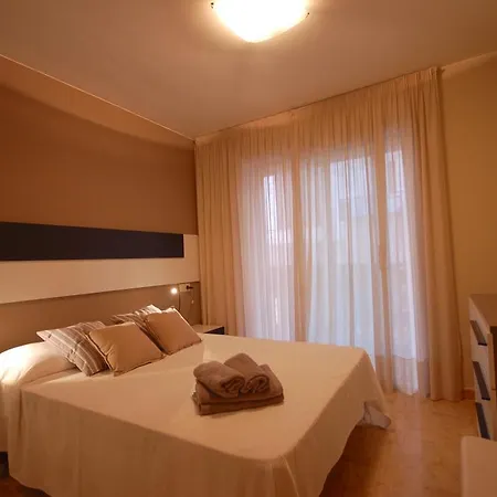 Lets Holidays Centric In Apartment *